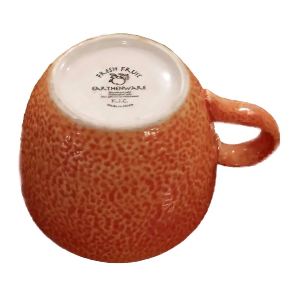 Hand painted Orange Slice Ceramic Coffee Mug with Textured Glaze - Picture 9 of 10